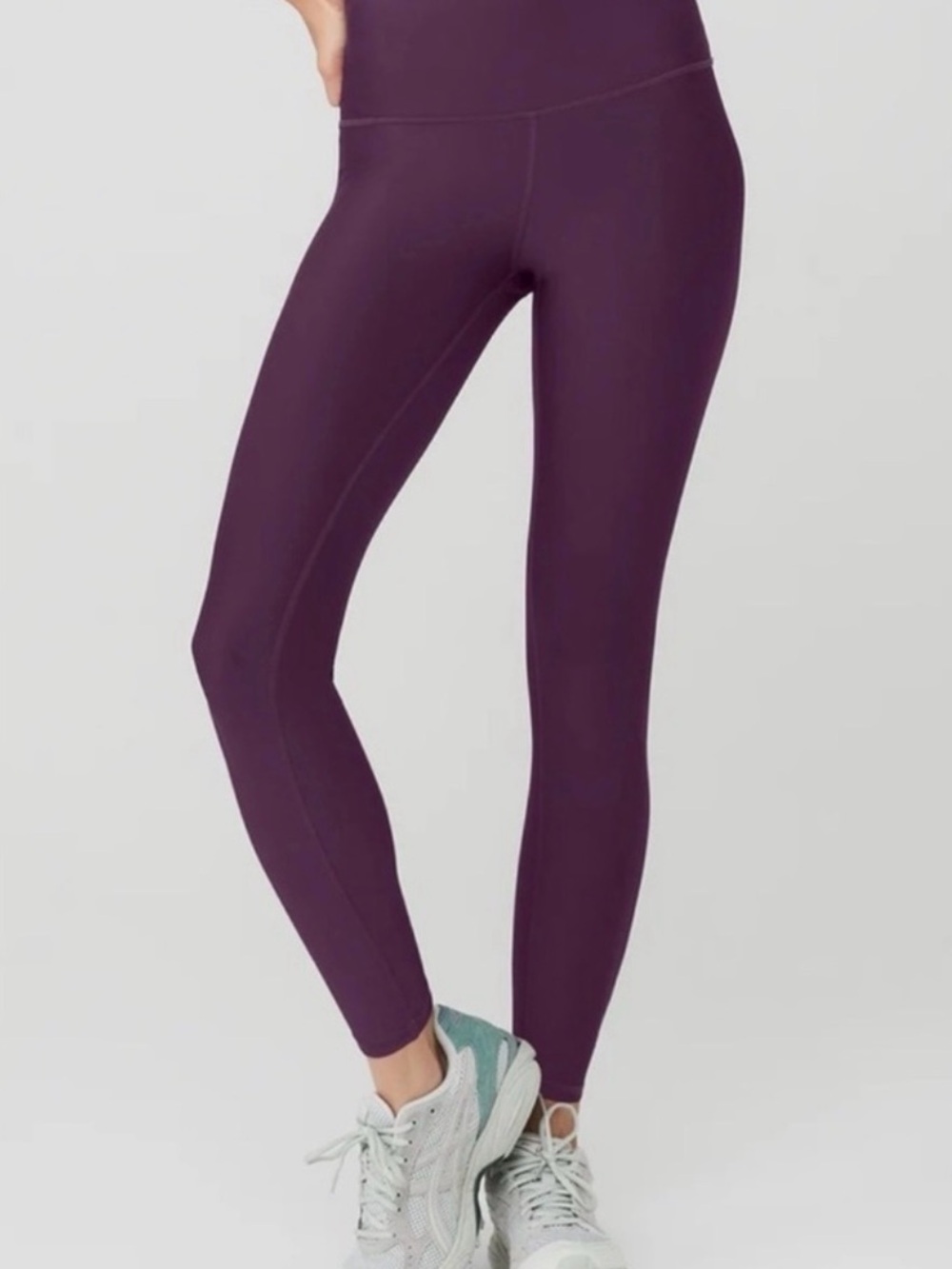 ALO Yoga High-Rise Airlift Leggings in Deep Plum